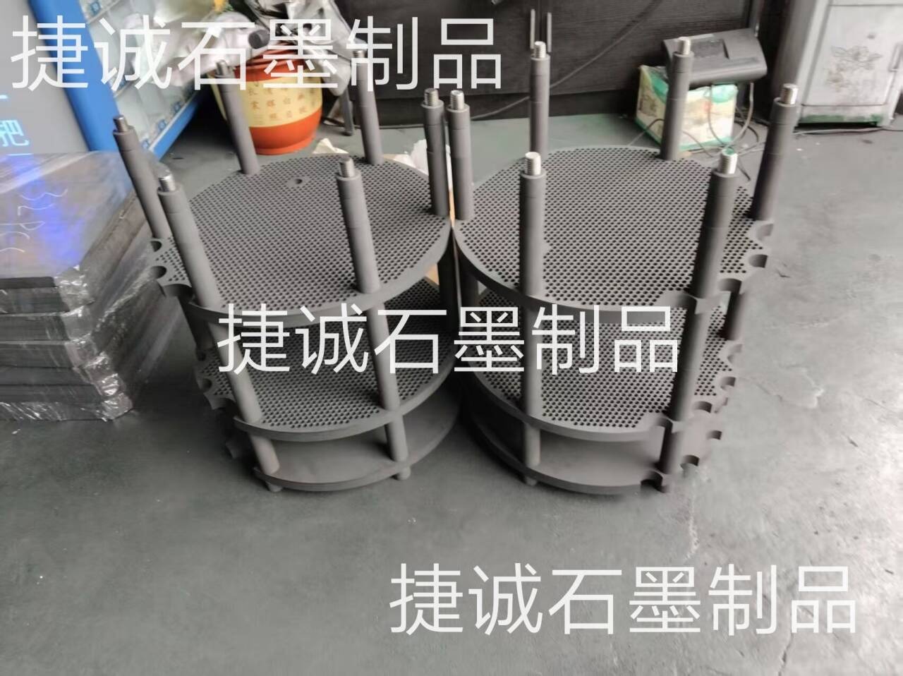 硬質(zhì)合金石墨盤，石墨盤，刀具燒結(jié)石墨盤，石墨盤加工，銅管燒結(jié)石墨盤，燒結(jié)石墨盤，石墨盤加工廠，石墨盤生產(chǎn)廠家